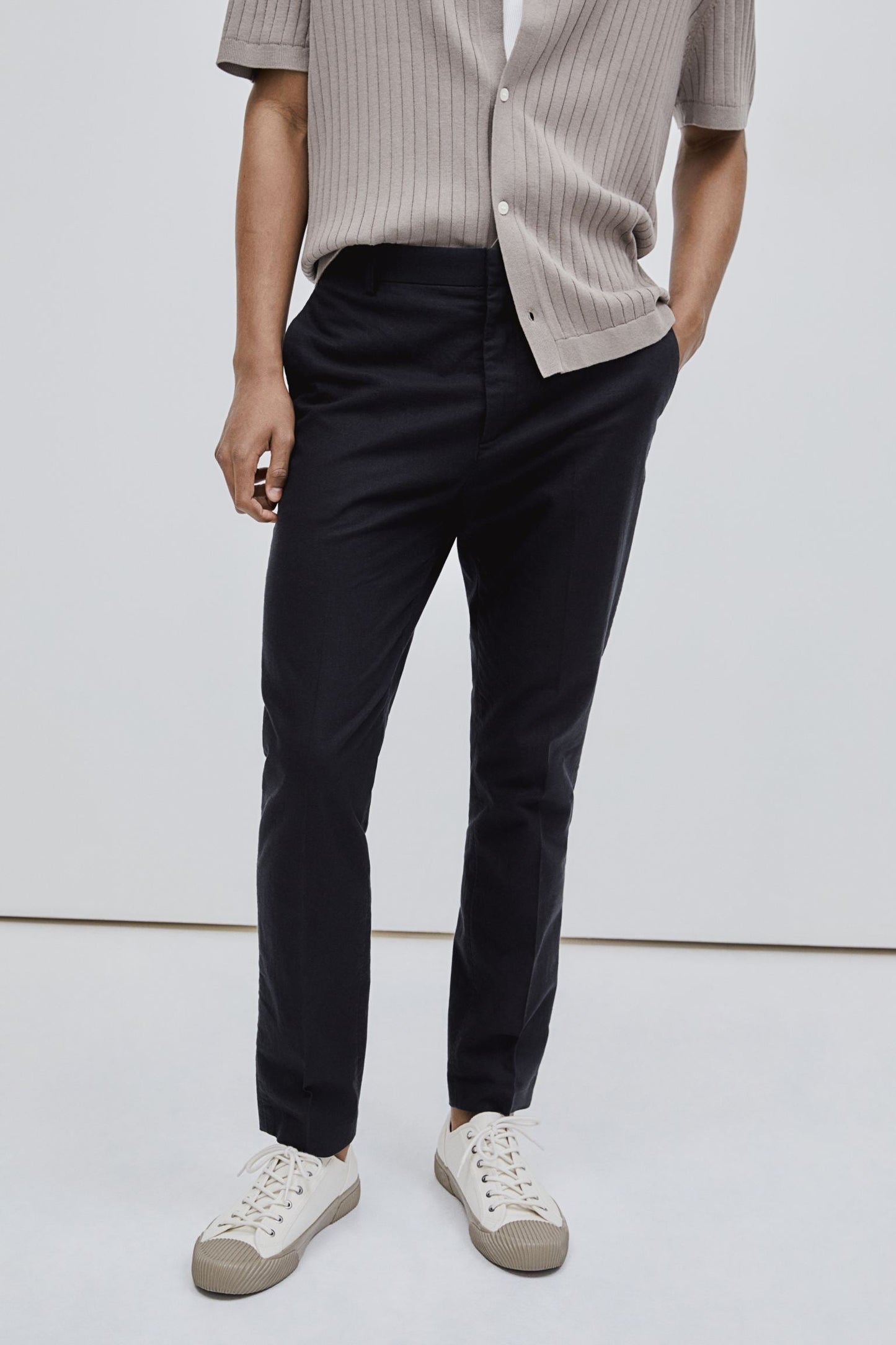 SLIM SPACIAL CHINO PANTS