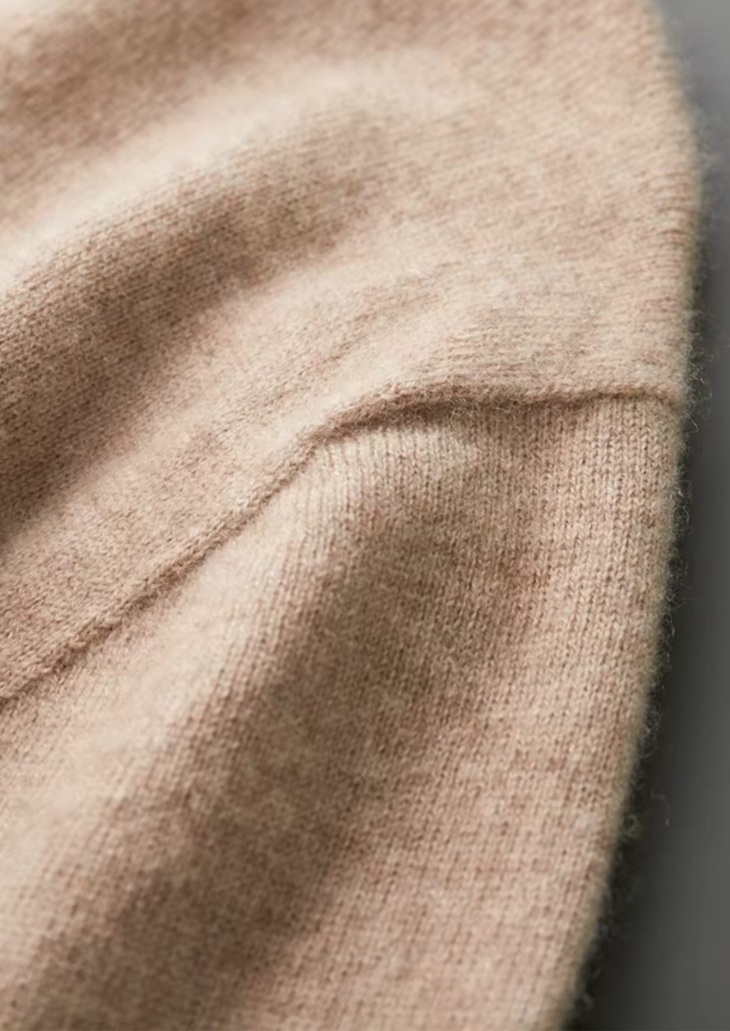 CASHMERE CLASSIC CREWNECK T-SHIRT