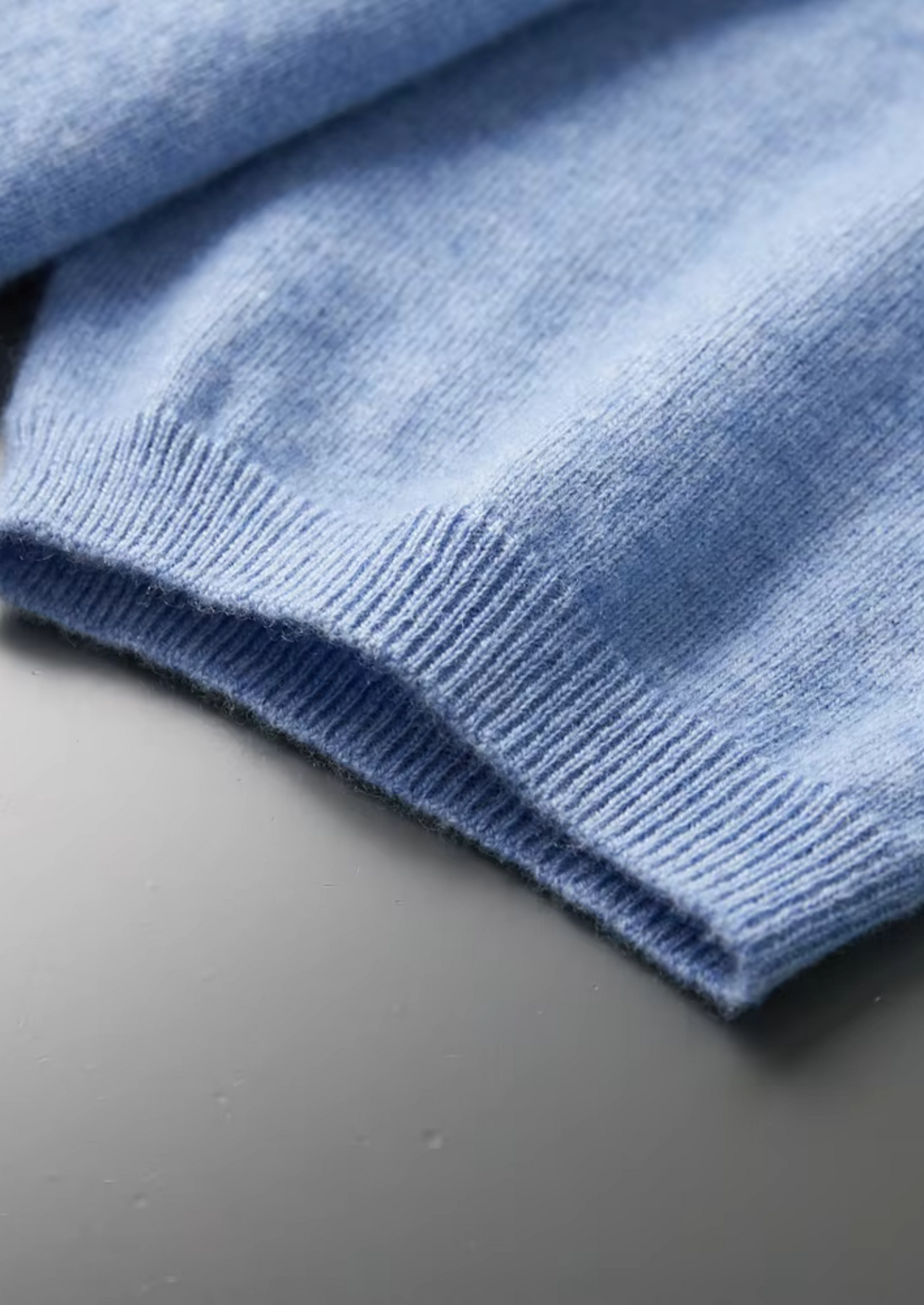 CASHMERE CLASSIC CREWNECK T-SHIRT