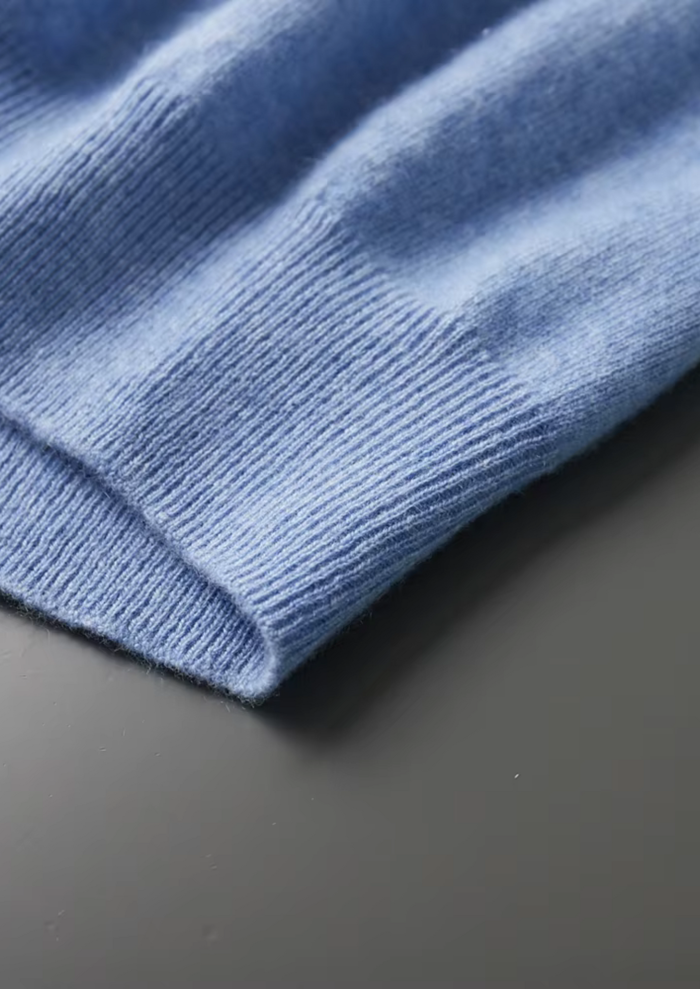 CASHMERE CLASSIC CREWNECK T-SHIRT